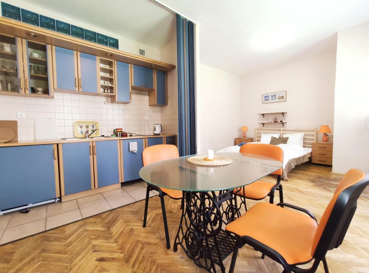 Plac Nowy 8A By Homeprime Cracovia Exterior foto